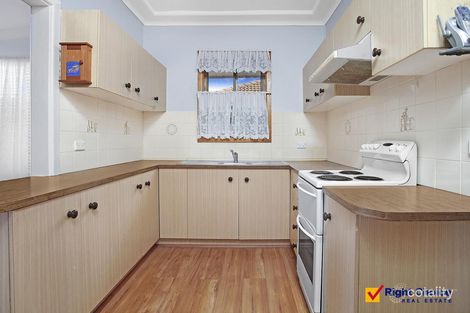 Property photo of 8 Leawarra Avenue Warilla NSW 2528