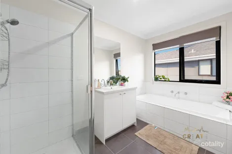 Property photo of 11/6 Highwood Drive Hillside VIC 3037