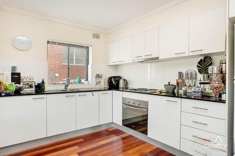 2/30 Glen St, Marrickville, NSW 2204