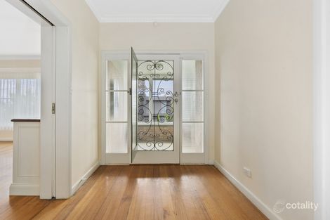 Property photo of 4 Mercer Parade Newtown VIC 3220