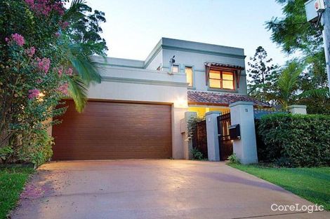 11 Boomerang Rd, St Lucia, QLD 4067