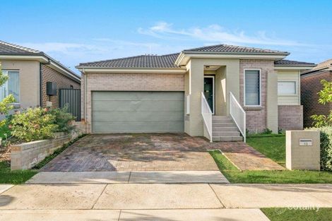 13 Bonney Cres, Jordan Springs, NSW 2747