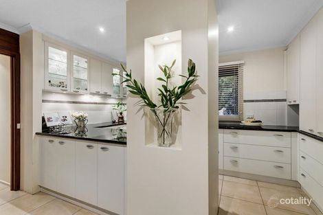 Property photo of 37 Rathmullen Quadrant Doncaster VIC 3108