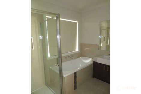 Property photo of 2/347 Queen Street Altona Meadows VIC 3028