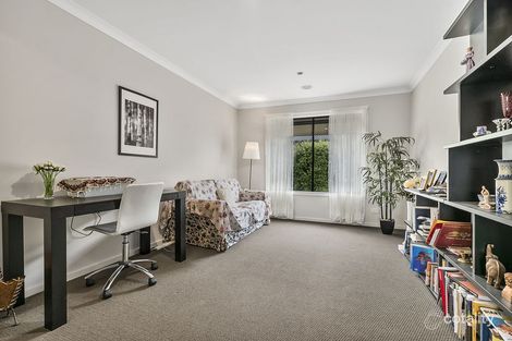 Property photo of 135 Dalray Crescent Kurunjang VIC 3337