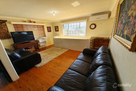 Property photo of 43 Croydon Avenue Hillvue NSW 2340