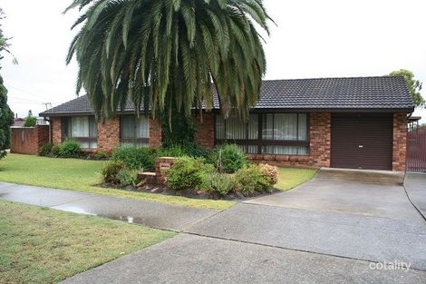 Property photo of 3 Magree Crescent Chipping Norton NSW 2170