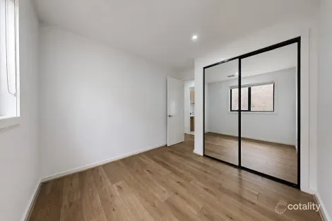Property photo of 11 Shaddock Street Tarneit VIC 3029