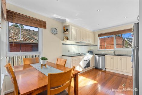 Property photo of 27 Glenthorne Drive Keysborough VIC 3173