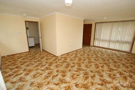 Property photo of 16 Charmhaven Avenue Charmhaven NSW 2263