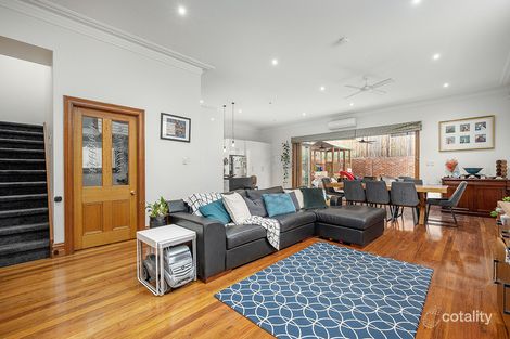 Property photo of 21 Hunt Crescent Ascot Vale VIC 3032