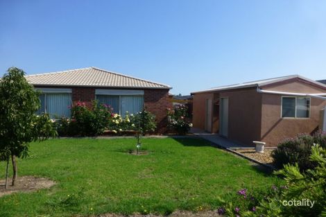 Property photo of 6 Clematis Court Lucknow VIC 3875