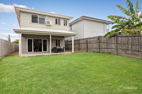 Property photo of 140 Stradbroke Avenue Wynnum QLD 4178