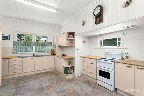 Property photo of 2 Simmons Road North Ipswich QLD 4305