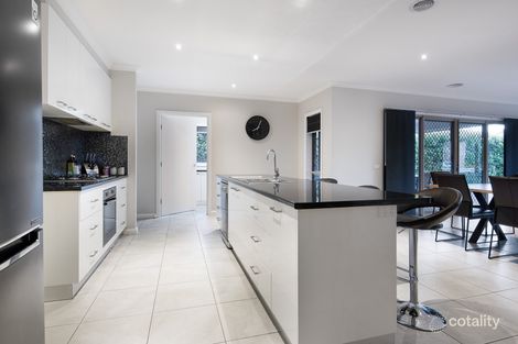 Property photo of 6 Topaz Avenue White Hills VIC 3550