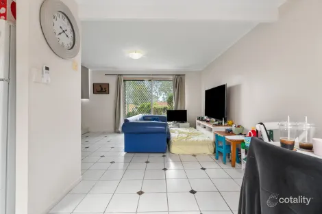 Property photo of 3/9 Quinton Court Mount Warren Park QLD 4207