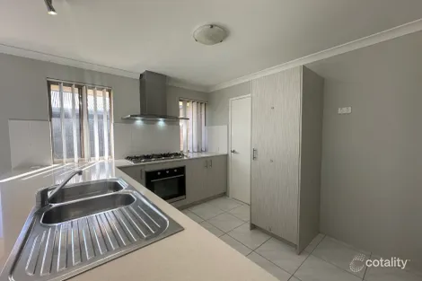 25 Holystone App, Wellard, WA 6170