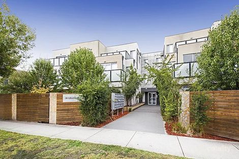 Property photo of 24/30 Lillimur Road Ormond VIC 3204