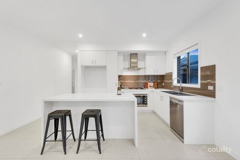 Property photo of 38 Anzac Drive Wollert VIC 3750