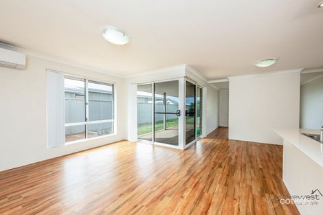 Property photo of 16 Bronzewing Turn Wandina WA 6530