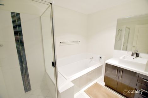 Property photo of 2/27 Side Street West Gladstone QLD 4680