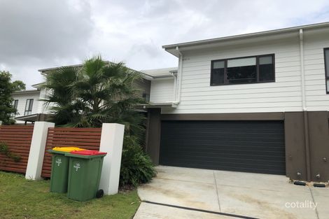 10/2 Carnarvon Ct, Oxenford, QLD 4210