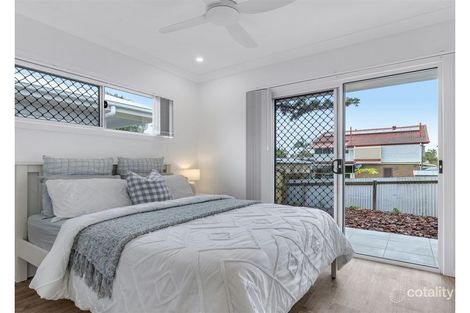 12 Price St, Oxley, QLD 4075