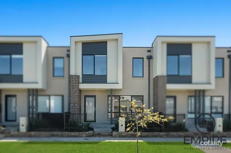 17 Portobello Bvd, Clyde North, VIC 3978