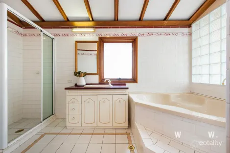 Property photo of 2 Arthur Street Rodd Point NSW 2046