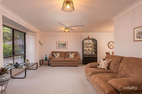 Property photo of 17 Renmark Court Helensvale QLD 4212
