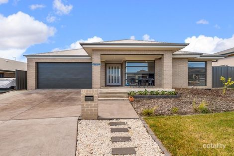 Property photo of 9 Dolly Street Googong NSW 2620