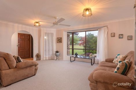 Property photo of 17 Renmark Court Helensvale QLD 4212
