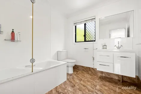 Property photo of 2/88 Brookfield Road Kedron QLD 4031