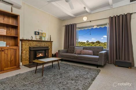 Property photo of 14 Castlemaine Road Maldon VIC 3463