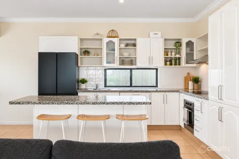 Property photo of 23 Adab Close Boronia Heights QLD 4124