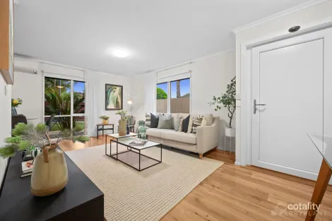 Property photo of 36 Thomas Mitchell Drive Endeavour Hills VIC 3802