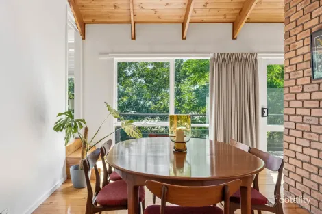 Property photo of 21 Marina Drive Mount Clear VIC 3350