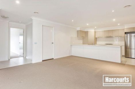 Property photo of 23 Meridian Circuit Berwick VIC 3806