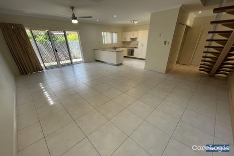 Property photo of 12/16 Miles Avenue Kelso QLD 4815