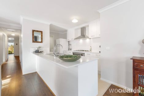 Property photo of 28 Hehr Street Doreen VIC 3754