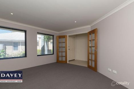 Property photo of 5/2 Dunkley Place Bayswater WA 6053