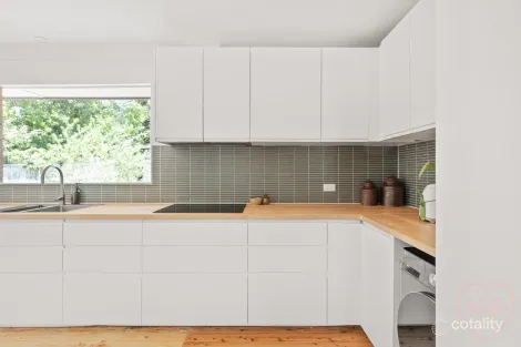 Property photo of 6 Morgan Crescent Curtin ACT 2605