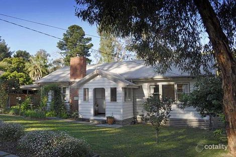 Property photo of 32 Oliver Street Ringwood VIC 3134