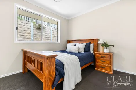 Property photo of 76 Kingfisher Street Springfield QLD 4300