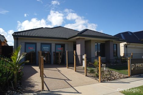 Property photo of 32 Welsh Crescent Clyde North VIC 3978