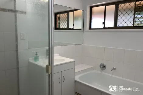 Property photo of 37 Macfarlan Street Birkdale QLD 4159