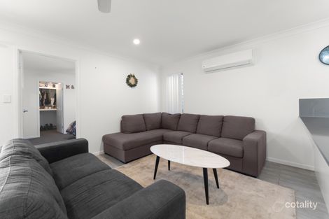 Property photo of 32A Starling Street Loganlea QLD 4131