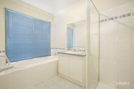 Property photo of 12 Michaelia Close Cranbourne West VIC 3977