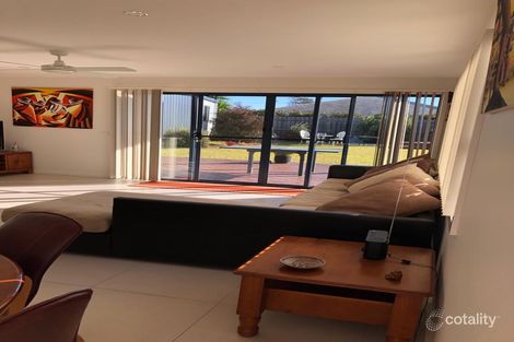 Property photo of 7 Bagarin Avenue Tomakin NSW 2537