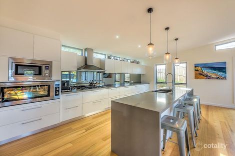 Property photo of 16 Ocean Mist Court St Leonards VIC 3223